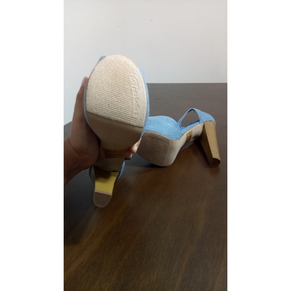 Breckelles Blue Platform Heels - Picture 4 of 4